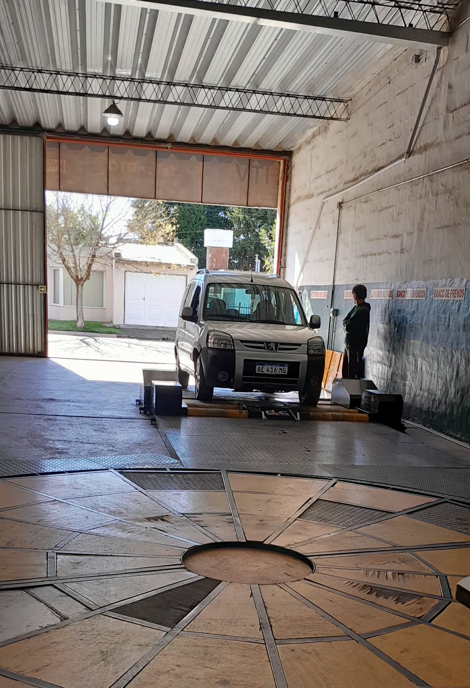 Fosa de control técnico de vehículos